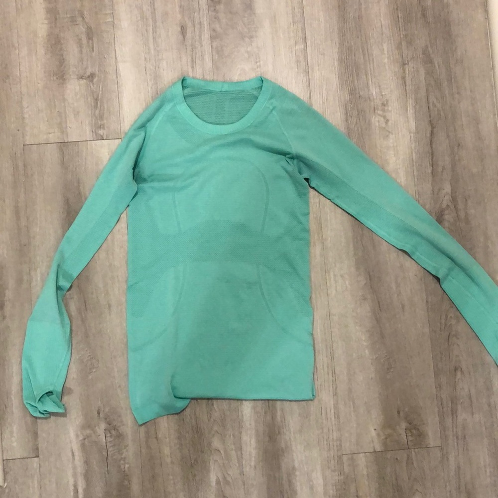 Lulu lemon long sleeve top